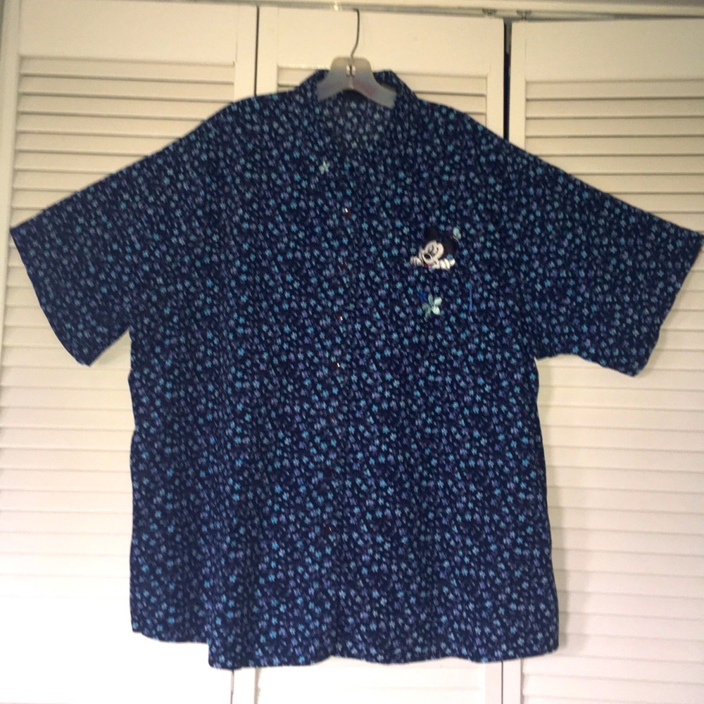 Disney Mickey Unlimited Embroidered Floral Shirt Woman Size 26W/28W 100% Cotton.